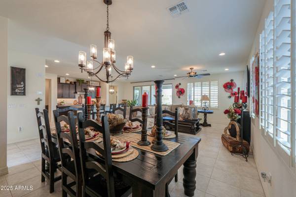 1238 W SILVER CREEK Lane, San Tan Valley, AZ 85140