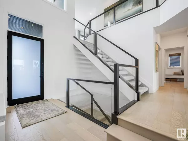 6609 KNOX PL SW, Edmonton, AB T6W 1A5