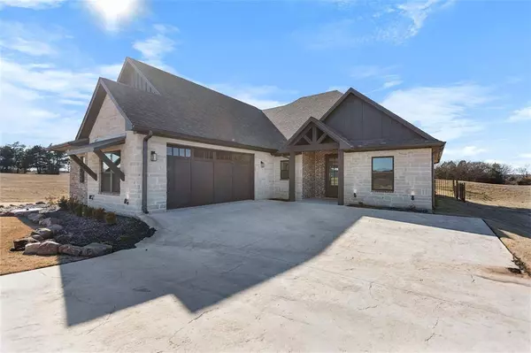 241 Pasadera Circle, Gordonville, TX 76245