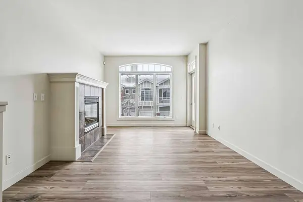 8000 Wentworth DR SW #303, Calgary, AB T3H 5K8