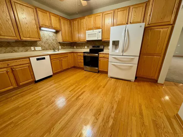 20525 Eastview AVE, Farmington, MN 55024