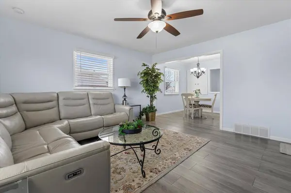 913 N Moreland BOULEVARD, Waukesha, WI 53188