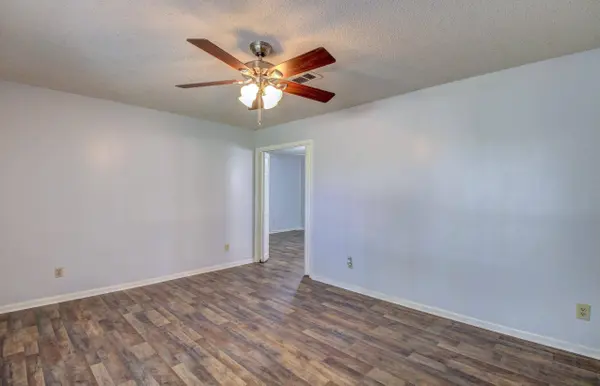 1005 Towering Oaks Drive, Jacksonville, AR 72076