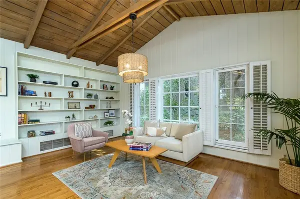 2529 Olive AVE, La Crescenta, CA 91214