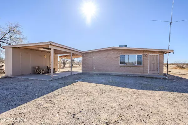 6190 S Marstellar Road, Tucson, AZ 85735