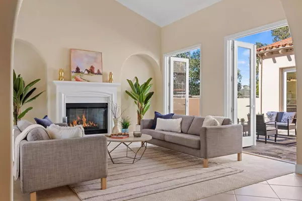 102 Mirasol CT, Monterey, CA 93940