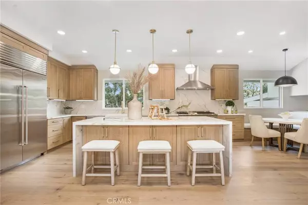 2016 Phalarope CT, Costa Mesa, CA 92626