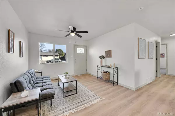 1815 Seminole LN, Pueblo, CO 81001