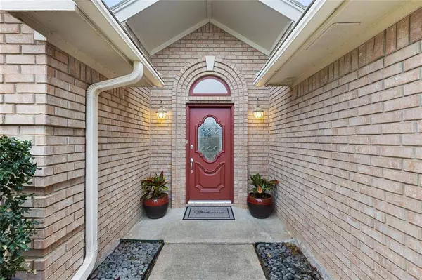 108 CREEK COURTS Drive, Trophy Club, TX 76262