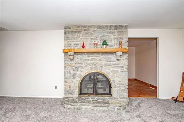 7045 Bascombe Drive, Huber Heights, OH 45424