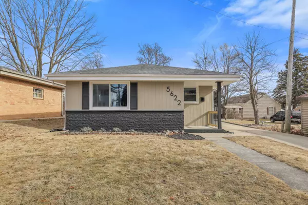 5622 N 86th St, Milwaukee, WI 53225