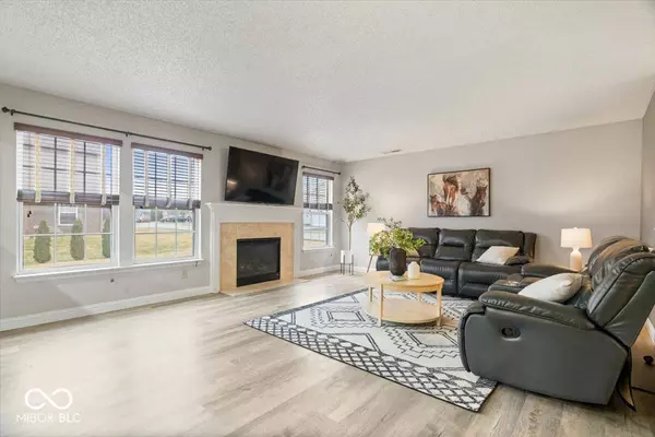 8368 S Midnight DR, Pendleton, IN 46064