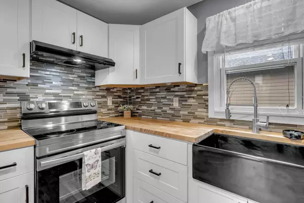 108 S Rose Hill Rd, Rose Hill, KS 67133