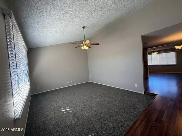 1954 W KERRY Lane, Phoenix, AZ 85027