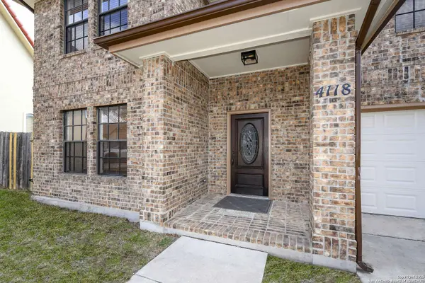 4118 CLIFF RUN, San Antonio, TX 78222-2731