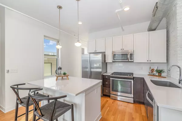 14 Mercer St #4, Cincinnati, OH 45202-7179