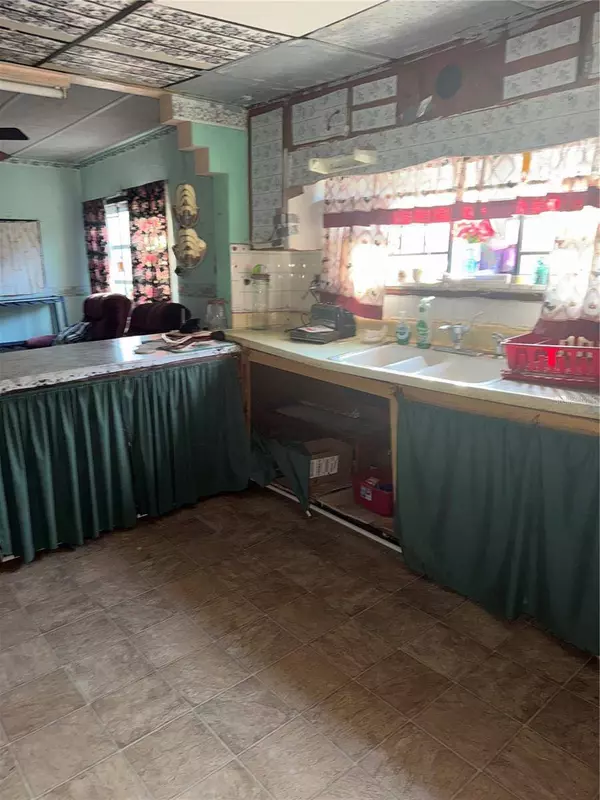 2424 CORRINE ST, Tampa, FL 33605