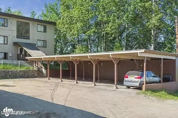 1507 W 45th AVE, Anchorage, AK 99503