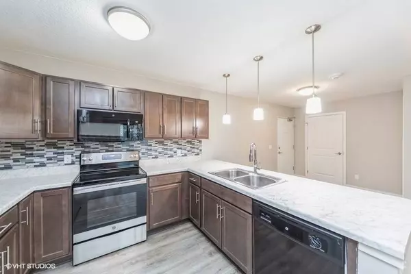 4837 NW 86th Street #31, Urbandale, IA 50322