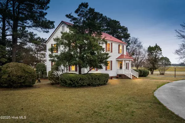 1721 Hwy 903, Snow Hill, NC 28580