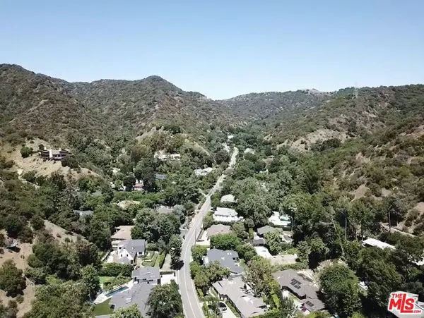 0 Mandeville Canyon Rd, Los Angeles, CA 90049