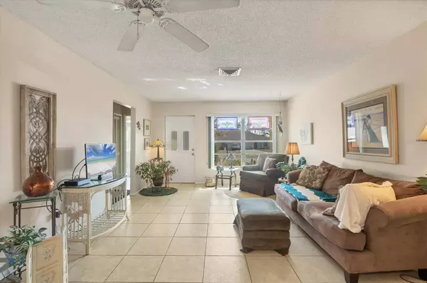 680 HARVEY ST, Englewood, FL 34223