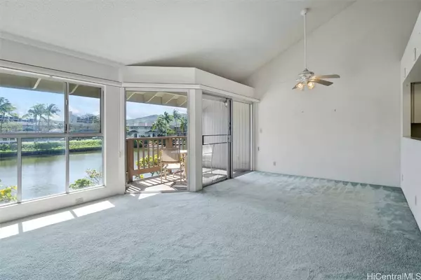 7007 Hawaii Kai DR #L22, Honolulu, HI 96825