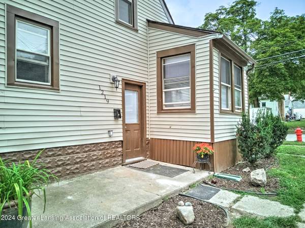 1219 Ontario Street, Lansing, MI 48915, Lansing, MI 48915