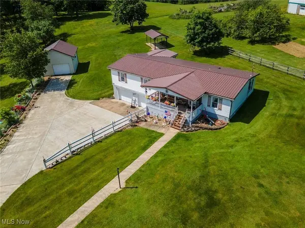 18641 State Route 644, Salineville, OH 43945