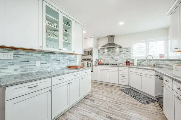 2802 E Warner AVE, Fresno, CA 93710