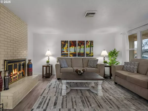 4096 CARSON DR, Salem, OR 97317