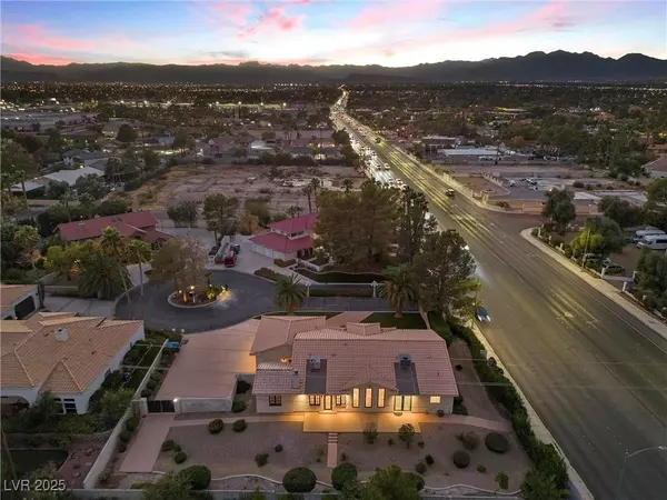 5555 W Desert Inn Road, Las Vegas, NV 89146