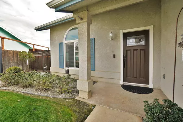 736 Pepper AVE, Lemoore, CA 93245