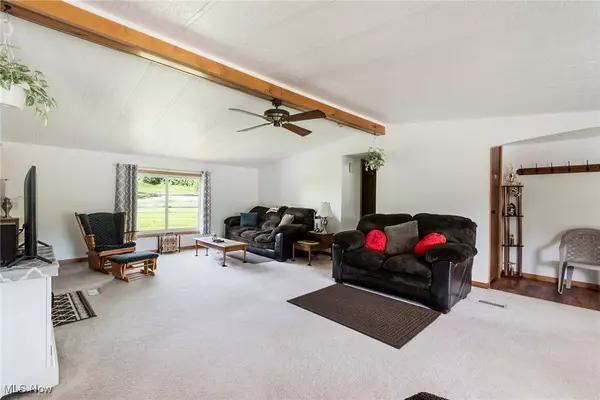 18641 State Route 644, Salineville, OH 43945