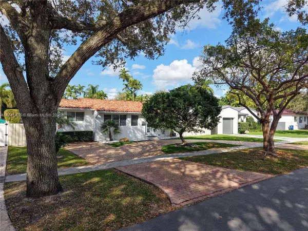 1131 Falcon Ave, Miami Springs, FL 33166