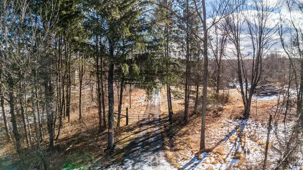 64 Seaman RD, Middletown, NY 10941