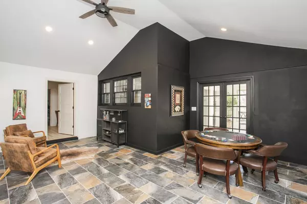 2405 Gregory Dr, Nashville, TN 37216