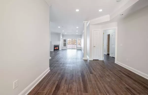 10 Hayestown Road #4-32, Danbury, CT 06811