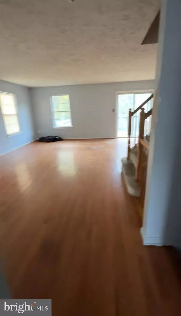 7160 MAHOGANY DR #1, Landover, MD 20785