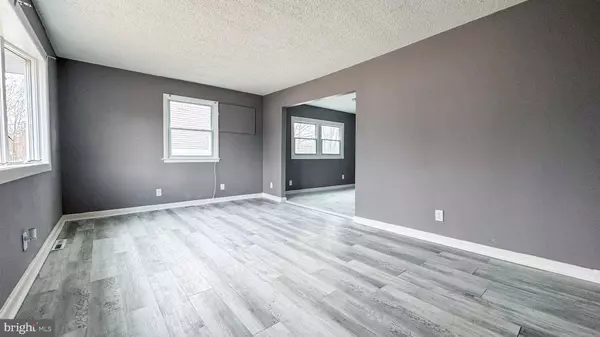 416 N HILLTOP AVE, Somerdale, NJ 08083