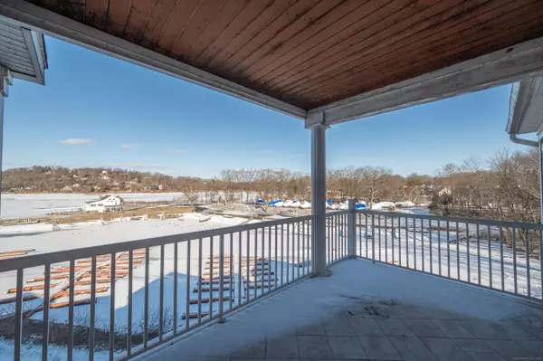 10 Hayestown Road #4-32, Danbury, CT 06811