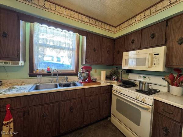 1408 Ascension ST, Martins Ferry, OH 43935