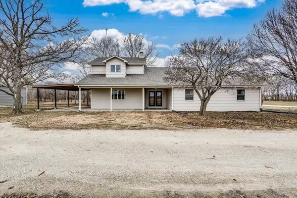 12685 SW 180th St, Rose Hill, KS 67133