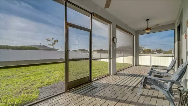 1118 NE 7th PL, Cape Coral, FL 33909