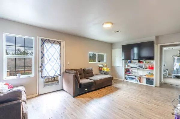 2936 Paradise RD, Modesto, CA 95358