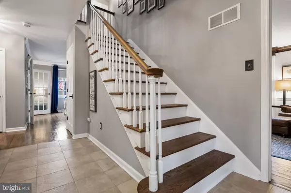 2 PARTRIDGE LN, Cherry Hill, NJ 08003