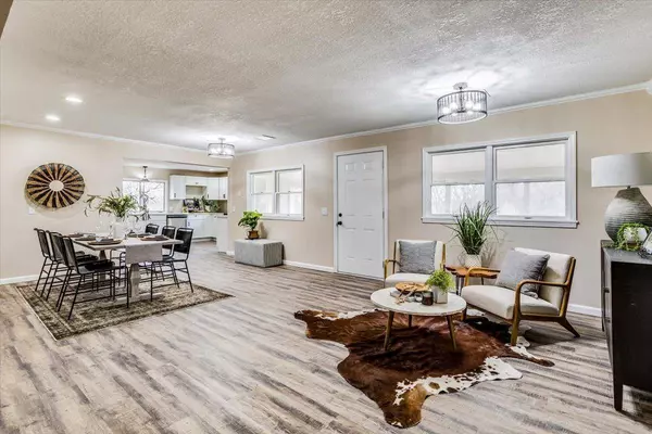 12685 SW 180th St, Rose Hill, KS 67133