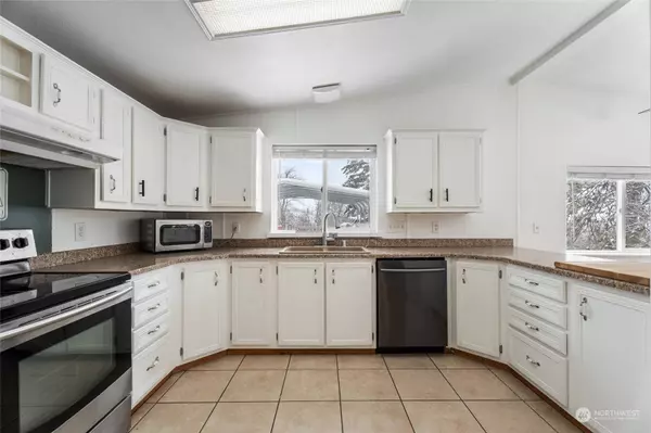 241 Tracy RD, Waitsburg, WA 99361