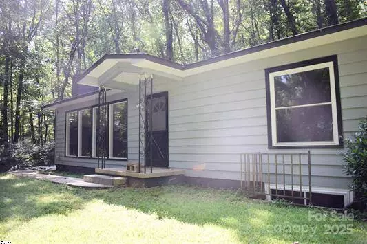 22339 Asheville HWY, Landrum, SC 29356