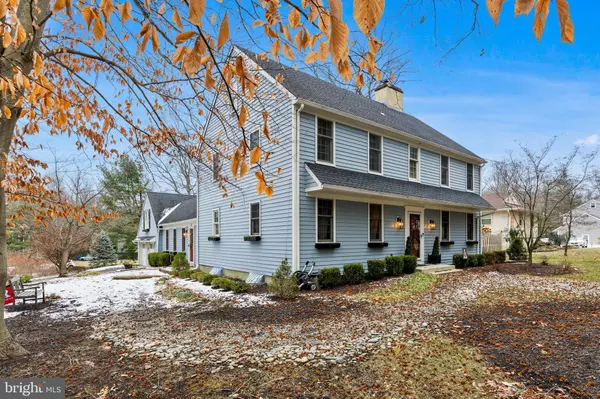 2 PARTRIDGE LN, Cherry Hill, NJ 08003